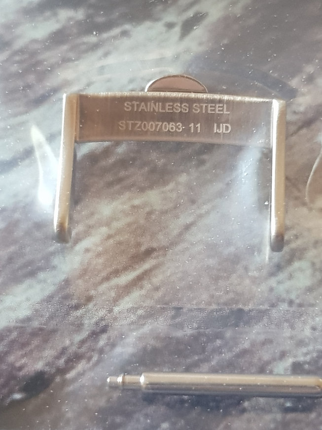 How to buy an Omega buckle and avoid fakes for your vintage Omega watch