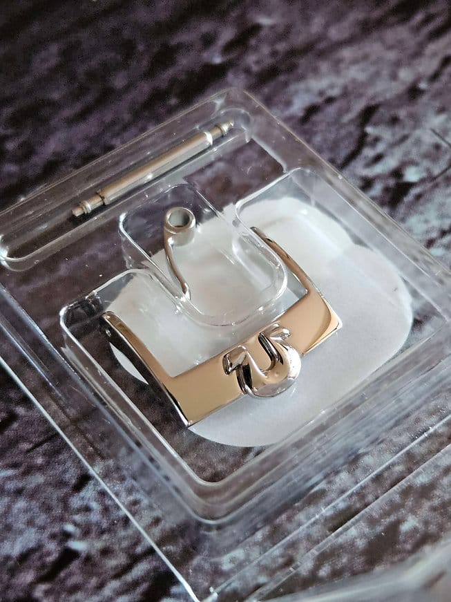 How to buy an Omega buckle and avoid fakes for your vintage Omega watch