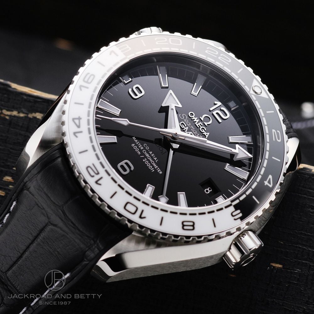 Omega Oreo - The 2nd Generation Planet Ocean GMT Ref 215.30.44.22.01.001