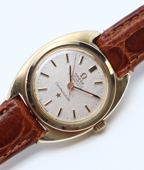 Gerald Genta’s Ladies’ Constellation C-Case 567.001 & 568.001 Chronometer